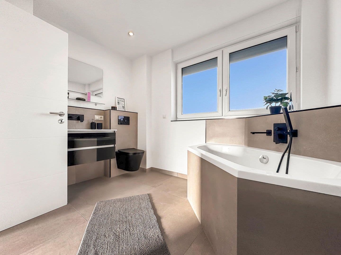 Predaj domu 186 m², pozemek 365 m², Friedrich-Fröbel-Str. 16, Hochspeyer, Porýnie-Falcko Predaj domu 186 m², pozemek 365 m², Friedrich-Fröbel-Str. 16, Hochspeyer, Porýnie-Falcko