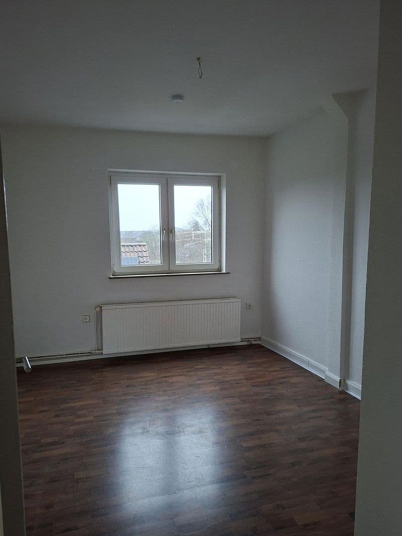 Prenájom bytu 4-izbový 75 m², Radellstraße 15, Bremerhaven, Brémy Prenájom bytu 4-izbový 75 m², Radellstraße 15, Bremerhaven, Brémy