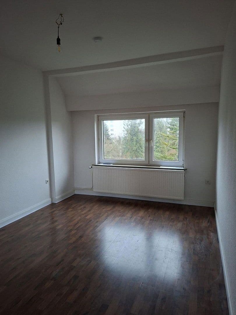 Prenájom bytu 4-izbový 75 m², Radellstraße 15, Bremerhaven, Brémy Prenájom bytu 4-izbový 75 m², Radellstraße 15, Bremerhaven, Brémy