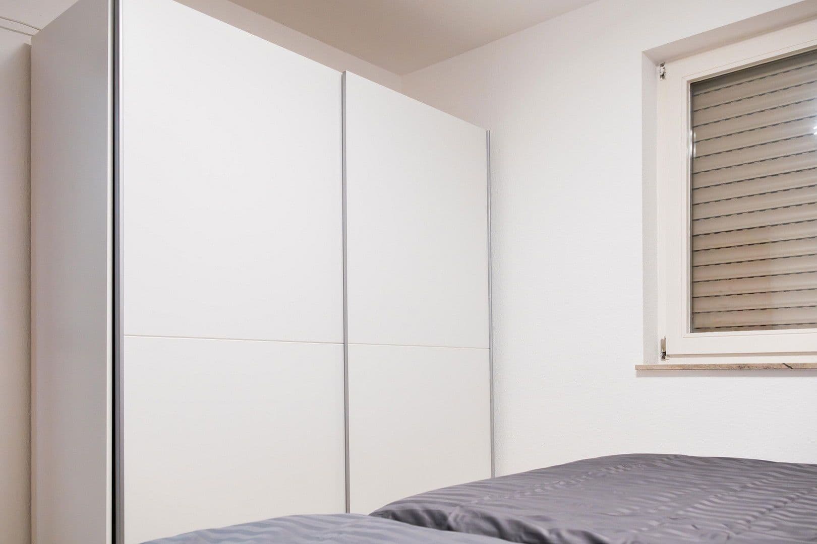 Prenájom bytu 2-izbový 65 m², untere Heckenstraße 51, Stuttgart (Hedelfingen), Bádensko-Wurttembersko Prenájom bytu 2-izbový 65 m², untere Heckenstraße 51, Stuttgart (Hedelfingen), Bádensko-Wurttembersko