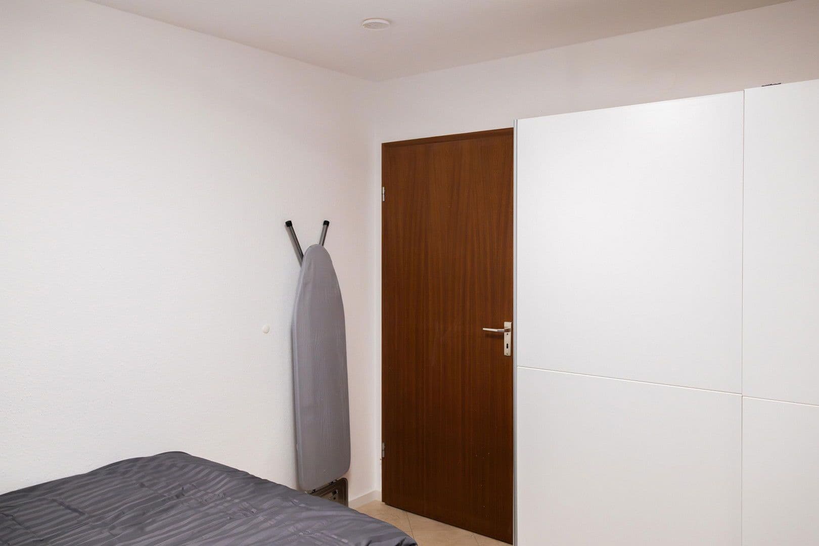 Prenájom bytu 2-izbový 65 m², untere Heckenstraße 51, Stuttgart (Hedelfingen), Bádensko-Wurttembersko Prenájom bytu 2-izbový 65 m², untere Heckenstraße 51, Stuttgart (Hedelfingen), Bádensko-Wurttembersko