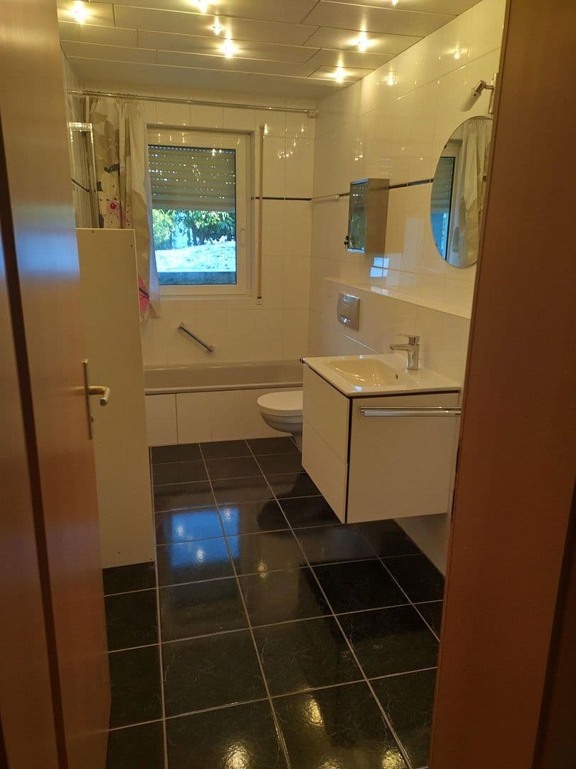 Predaj bytu 4-izbový 110 m², Stuttgart, Bádensko-Wurttembersko Predaj bytu 4-izbový 110 m², Stuttgart, Bádensko-Wurttembersko