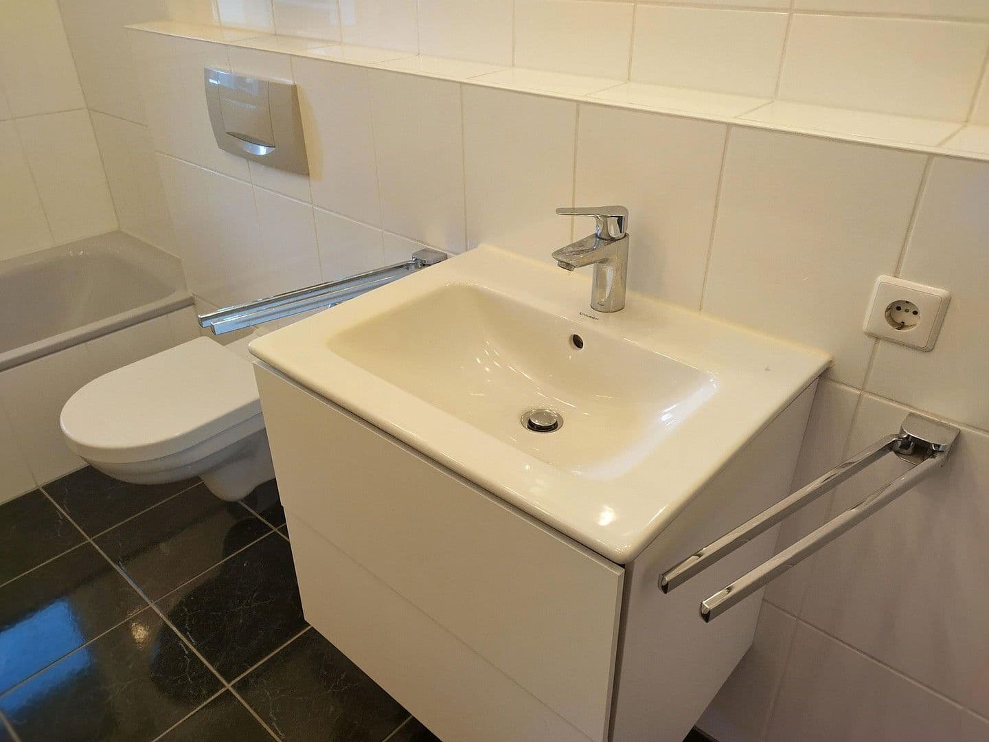 Predaj bytu 4-izbový 110 m², Stuttgart, Bádensko-Wurttembersko Predaj bytu 4-izbový 110 m², Stuttgart, Bádensko-Wurttembersko