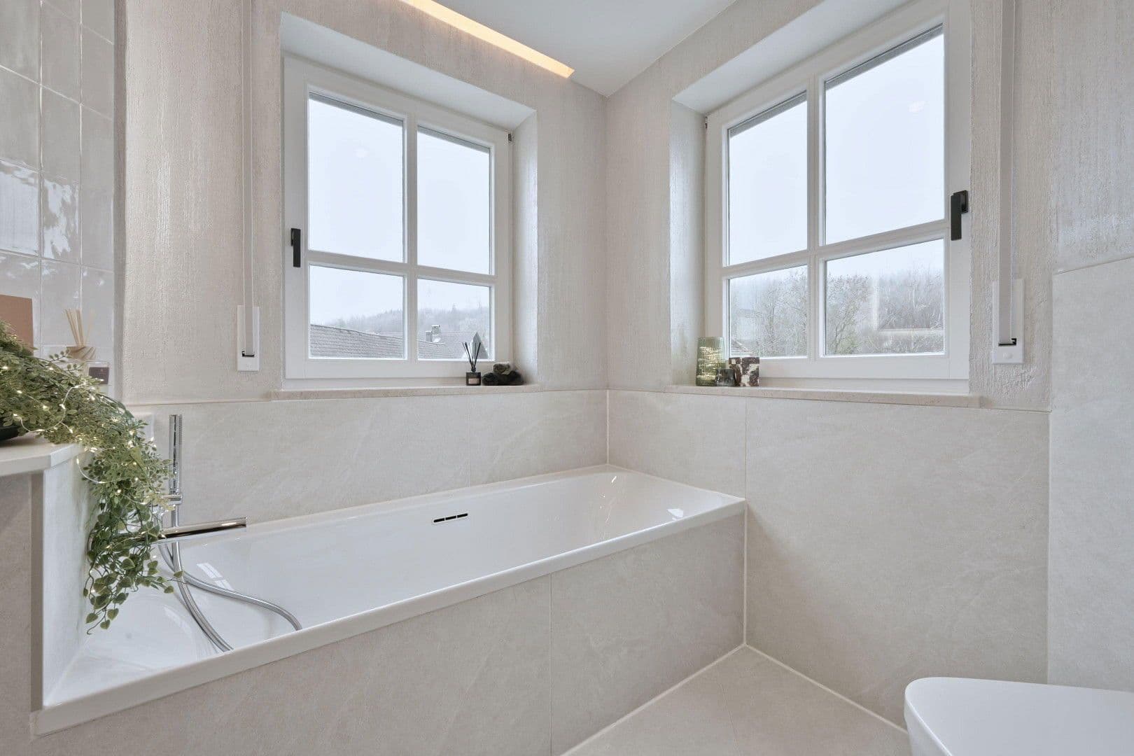 Predaj bytu 4-izbový 105 m², Hauptstraße 43, Aystetten, Bavorsko Predaj bytu 4-izbový 105 m², Hauptstraße 43, Aystetten, Bavorsko