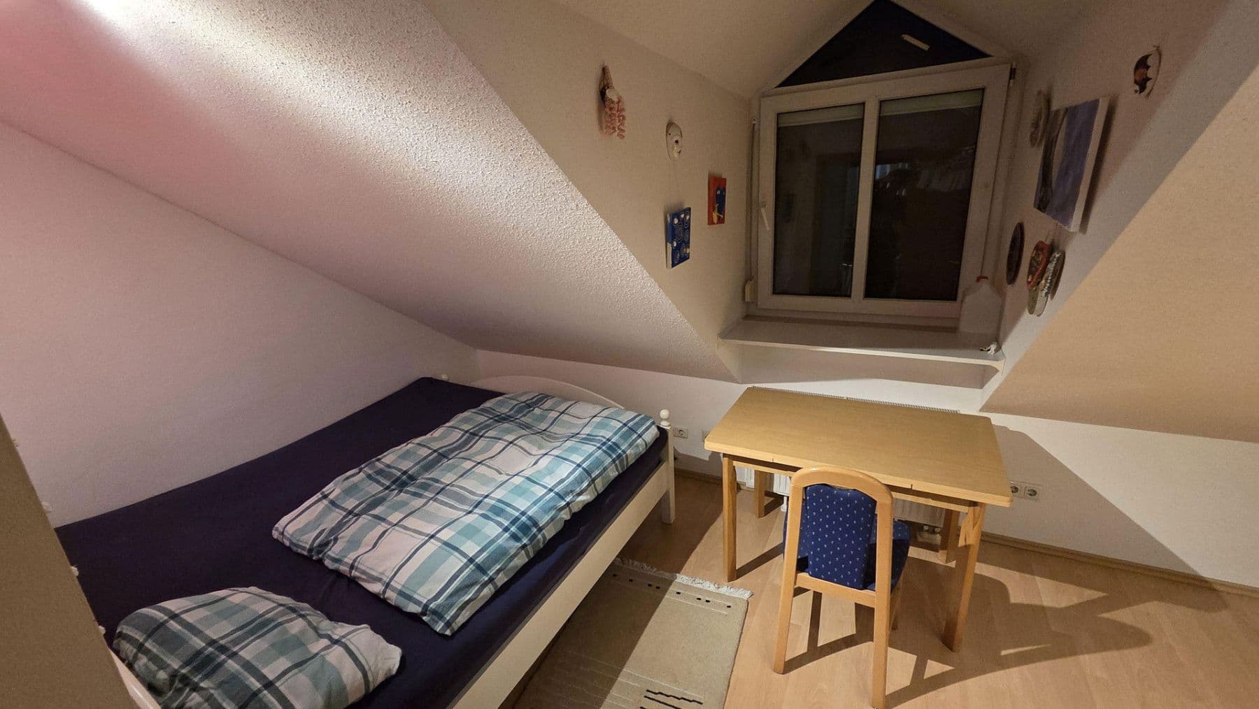 Predaj domu 150 m², pozemek 201 m², Händelstraße 1, Feldkirchen, Bavorsko Predaj domu 150 m², pozemek 201 m², Händelstraße 1, Feldkirchen, Bavorsko