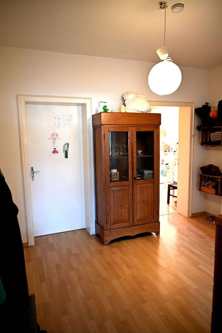 Prenájom bytu 3-izbový 101 m², Goethestraße 7, Mönchengladbach, Severné Porýnie - Westfálsko Prenájom bytu 3-izbový 101 m², Goethestraße 7, Mönchengladbach, Severné Porýnie - Westfálsko