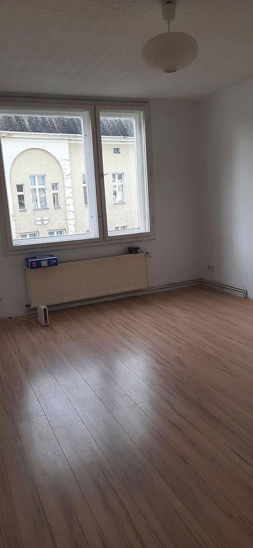 Predaj bytu 2-izbový 61 m², Berlin-Spandau, Berlín Predaj bytu 2-izbový 61 m², Berlin-Spandau, Berlín