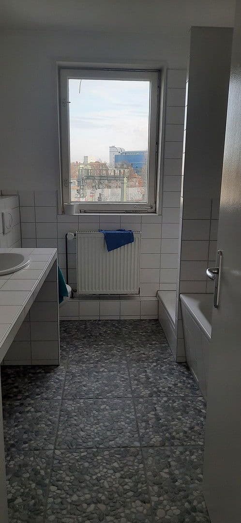Predaj bytu 2-izbový 61 m², Berlin-Spandau, Berlín Predaj bytu 2-izbový 61 m², Berlin-Spandau, Berlín