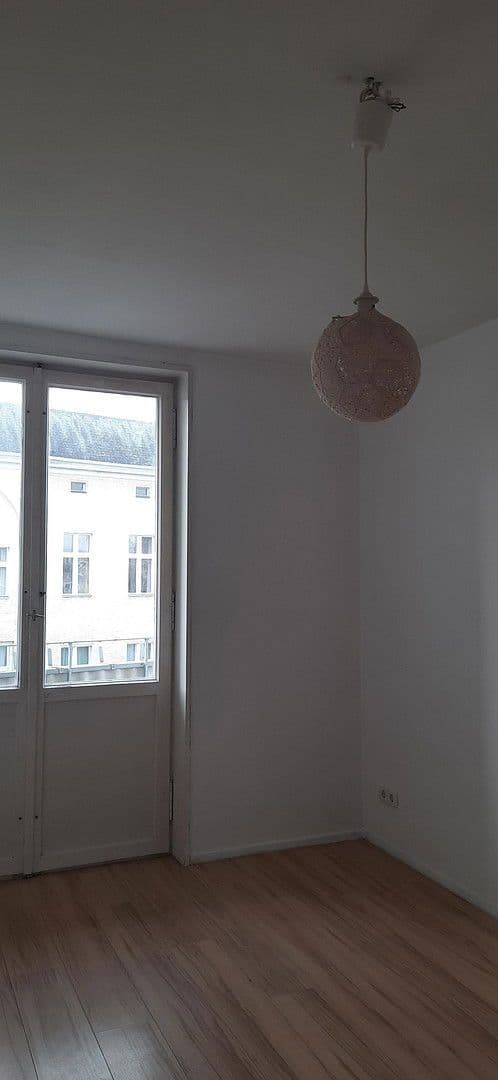 Predaj bytu 2-izbový 61 m², Berlin-Spandau, Berlín Predaj bytu 2-izbový 61 m², Berlin-Spandau, Berlín