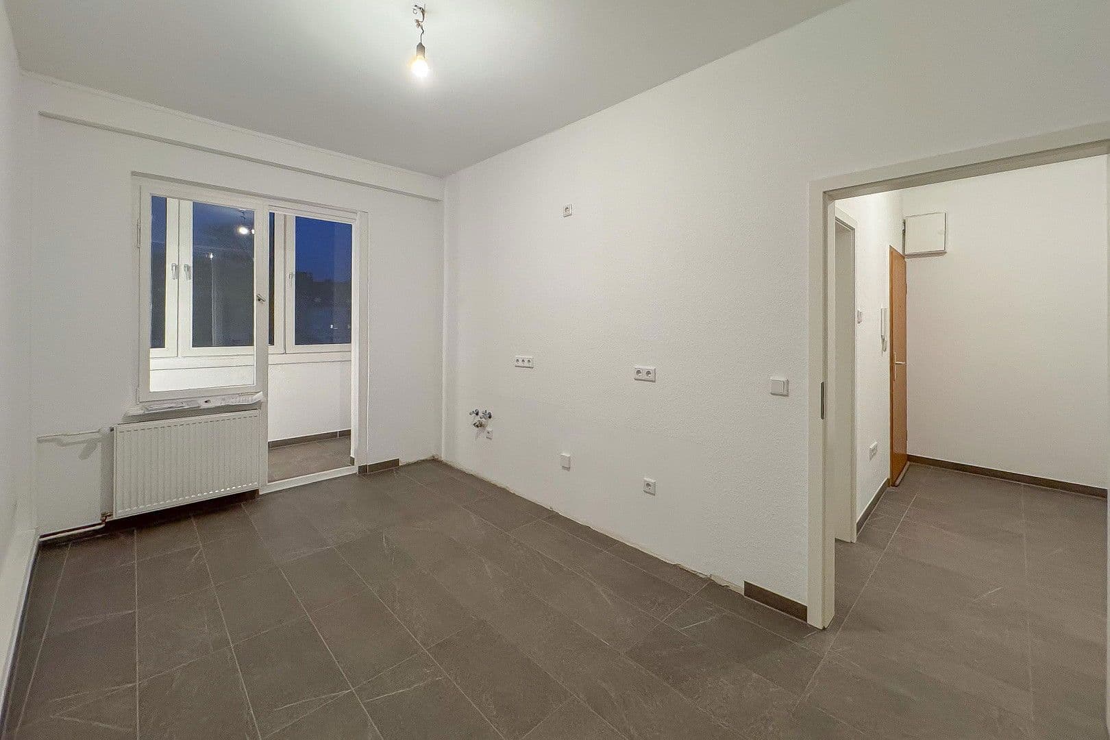 Prenájom bytu 2-izbový 62 m², Ruhrstraße 19, Witten, Severné Porýnie - Westfálsko Prenájom bytu 2-izbový 62 m², Ruhrstraße 19, Witten, Severné Porýnie - Westfálsko