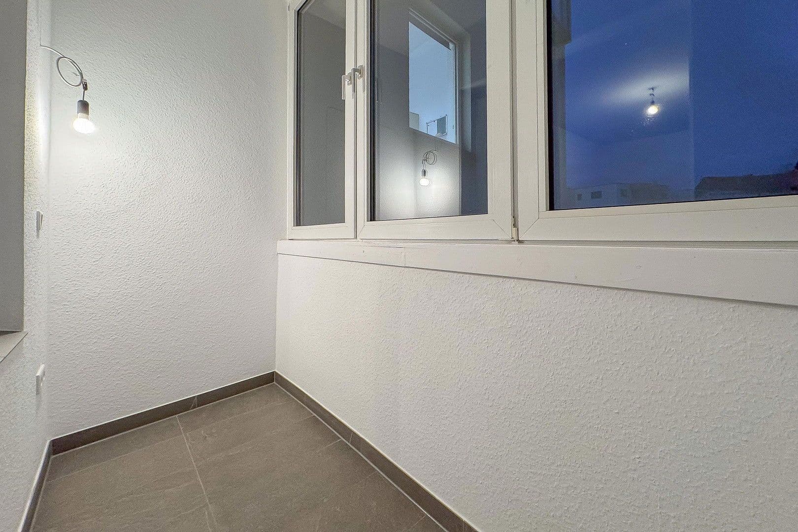 Prenájom bytu 2-izbový 62 m², Ruhrstraße 19, Witten, Severné Porýnie - Westfálsko Prenájom bytu 2-izbový 62 m², Ruhrstraße 19, Witten, Severné Porýnie - Westfálsko