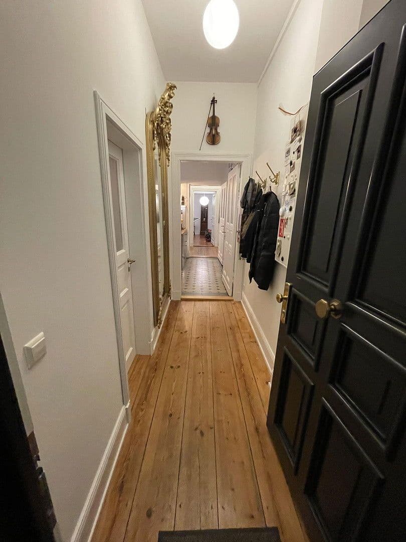 Predaj bytu 2-izbový 58 m², Berlin, Berlín Predaj bytu 2-izbový 58 m², Berlin, Berlín