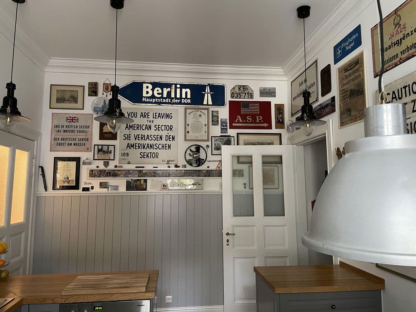 Predaj bytu 2-izbový 58 m², Berlin, Berlín Predaj bytu 2-izbový 58 m², Berlin, Berlín