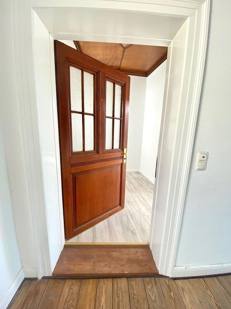 Prenájom bytu 4-izbový 120 m², Rathausstraße 1, Hochheim, Hesensko Prenájom bytu 4-izbový 120 m², Rathausstraße 1, Hochheim, Hesensko