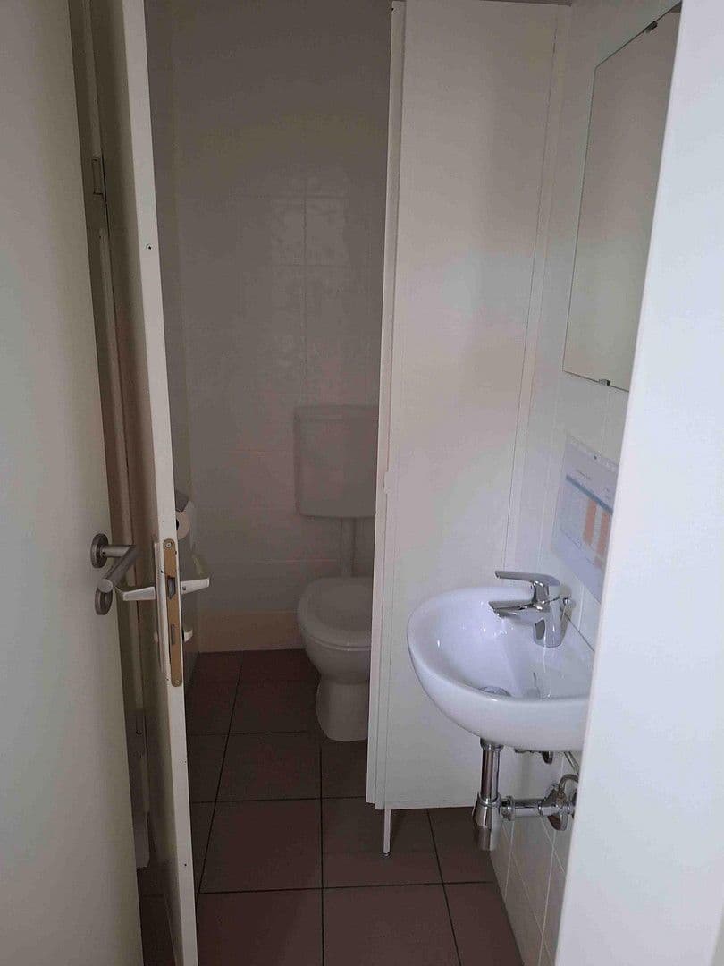 Prenájom kancelárie 124 m², Hauptstr. 21, Idstein, Hesensko Prenájom kancelárie 124 m², Hauptstr. 21, Idstein, Hesensko