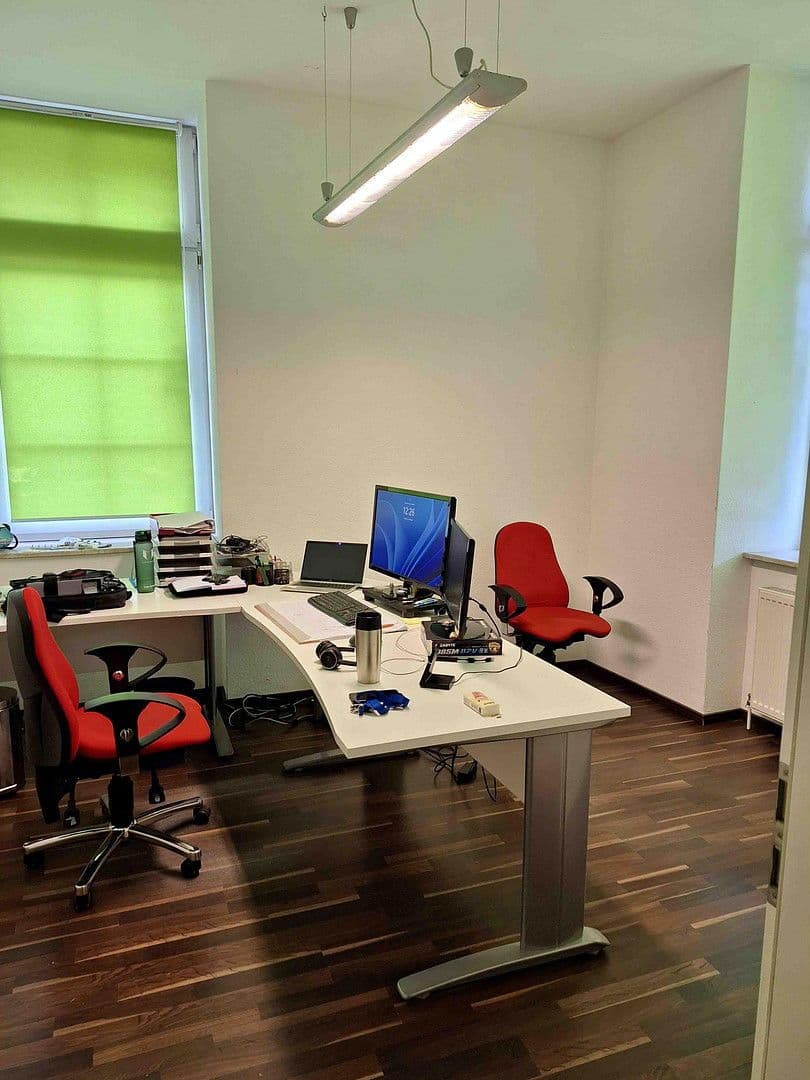 Prenájom kancelárie 124 m², Hauptstr. 21, Idstein, Hesensko Prenájom kancelárie 124 m², Hauptstr. 21, Idstein, Hesensko