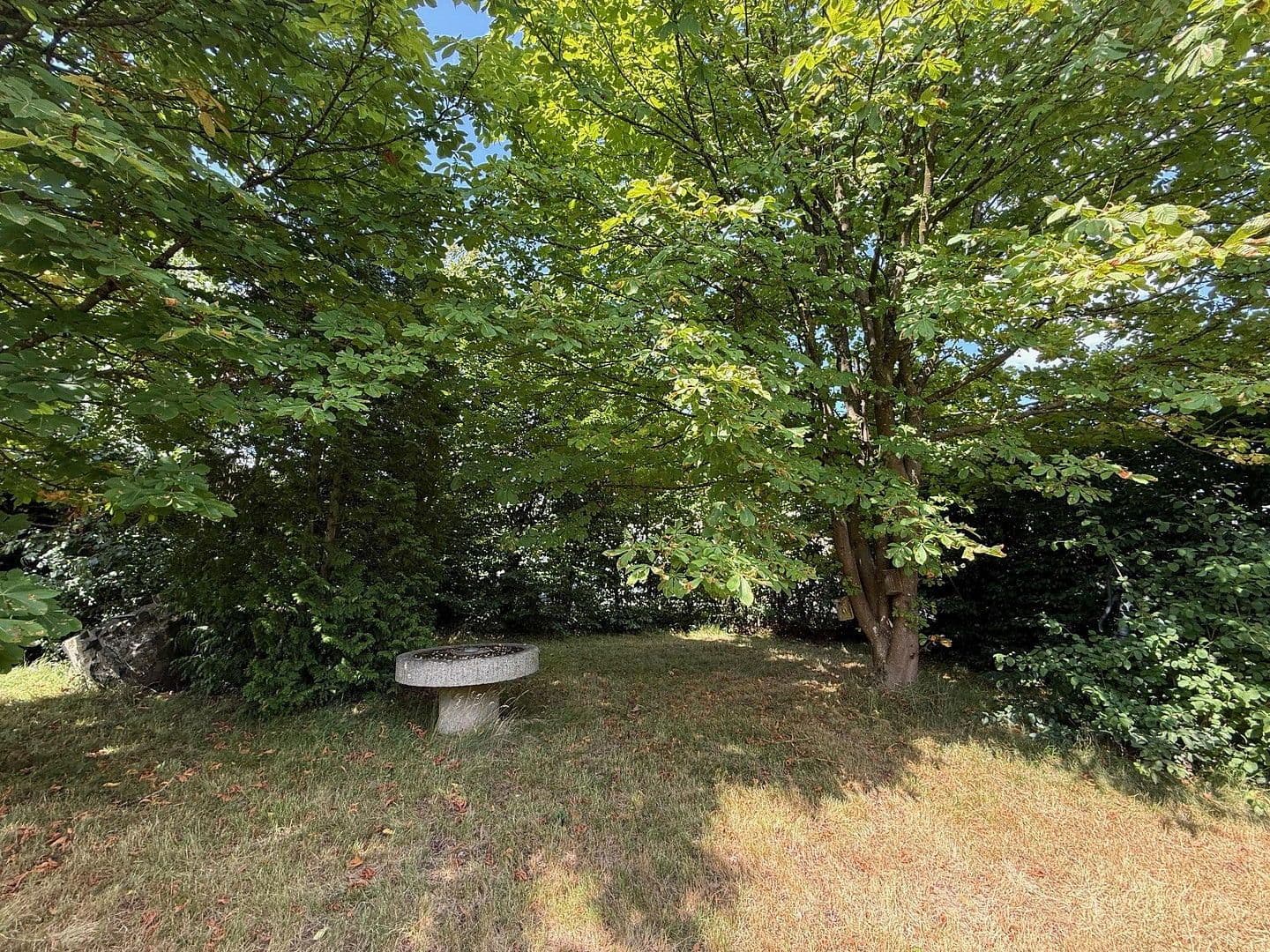 Predaj domu 478 m², pozemek 1.827 m², Neuhof, Hesensko Predaj domu 478 m², pozemek 1.827 m², Neuhof, Hesensko