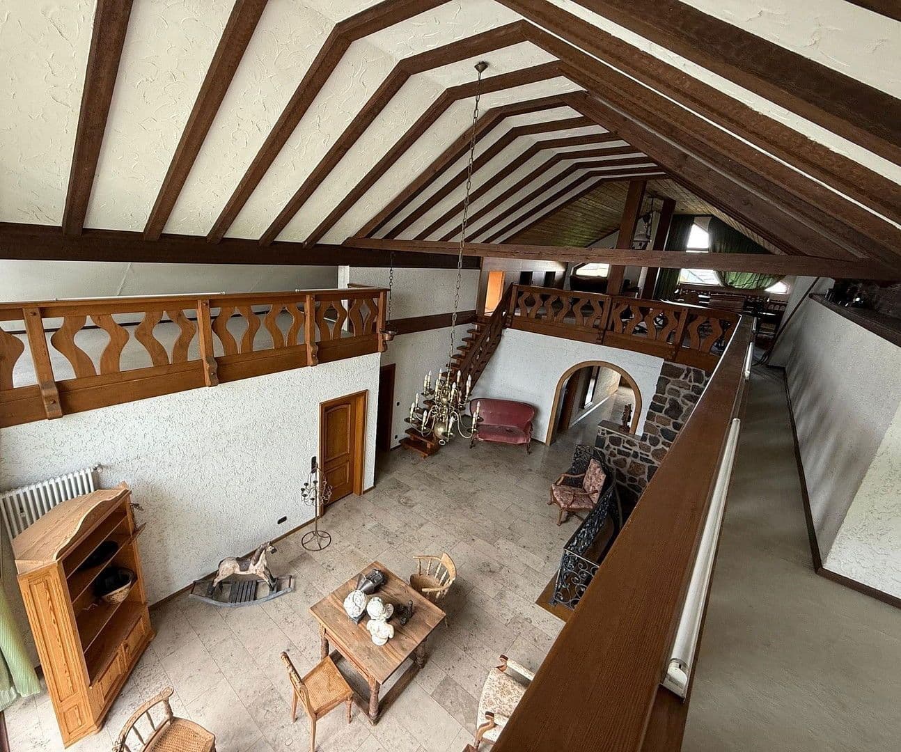 Predaj domu 478 m², pozemek 1.827 m², Neuhof, Hesensko Predaj domu 478 m², pozemek 1.827 m², Neuhof, Hesensko