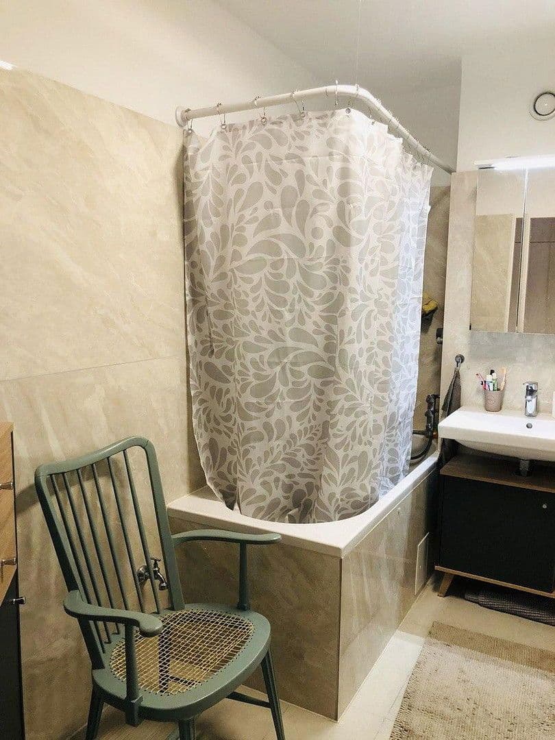 Prenájom bytu 3-izbový 90 m², Berlin, Berlín Prenájom bytu 3-izbový 90 m², Berlin, Berlín