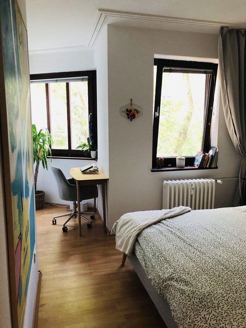 Prenájom bytu 3-izbový 90 m², Berlin, Berlín Prenájom bytu 3-izbový 90 m², Berlin, Berlín