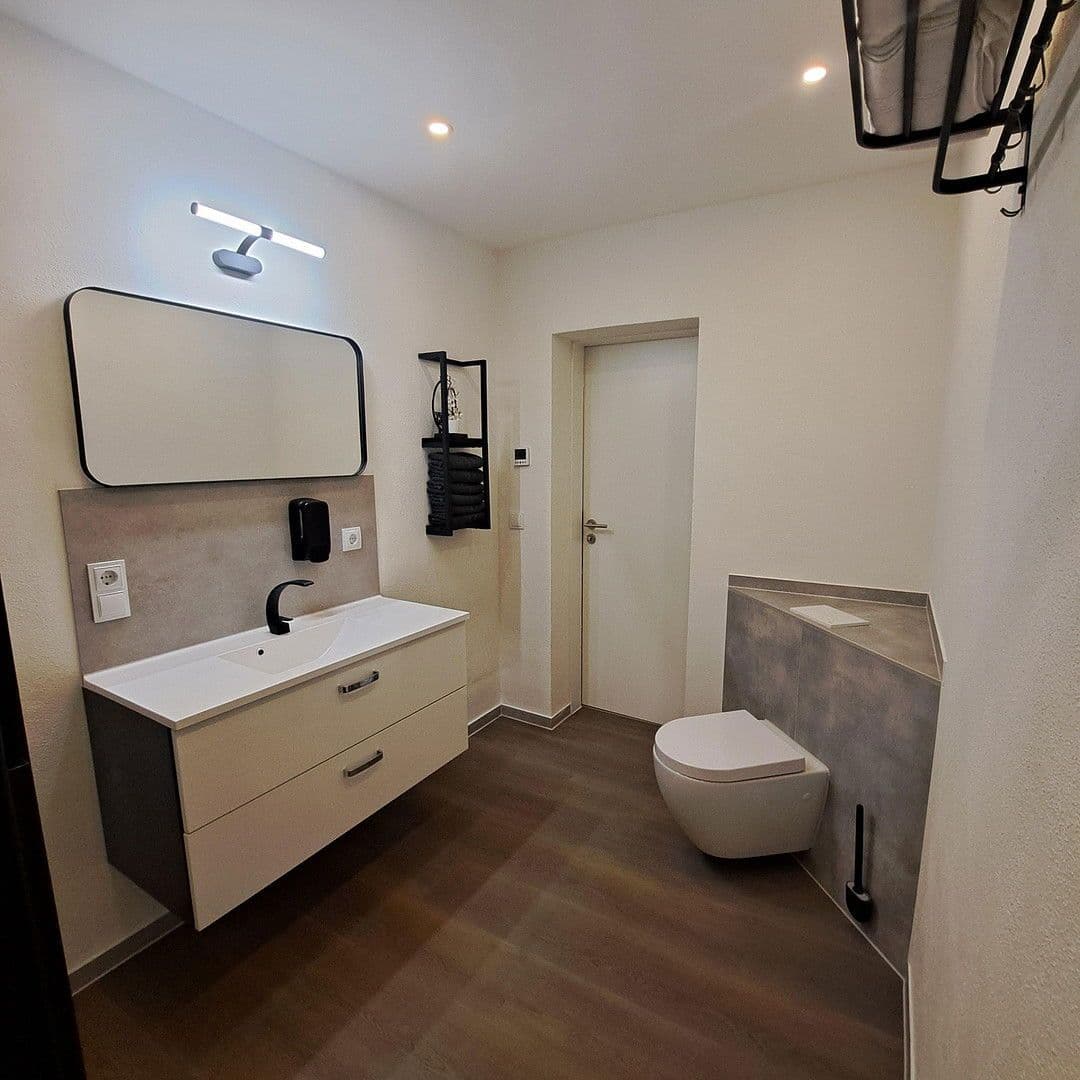 Predaj domu 232 m², pozemek 210 m², Dormagen, Severné Porýnie - Westfálsko Predaj domu 232 m², pozemek 210 m², Dormagen, Severné Porýnie - Westfálsko