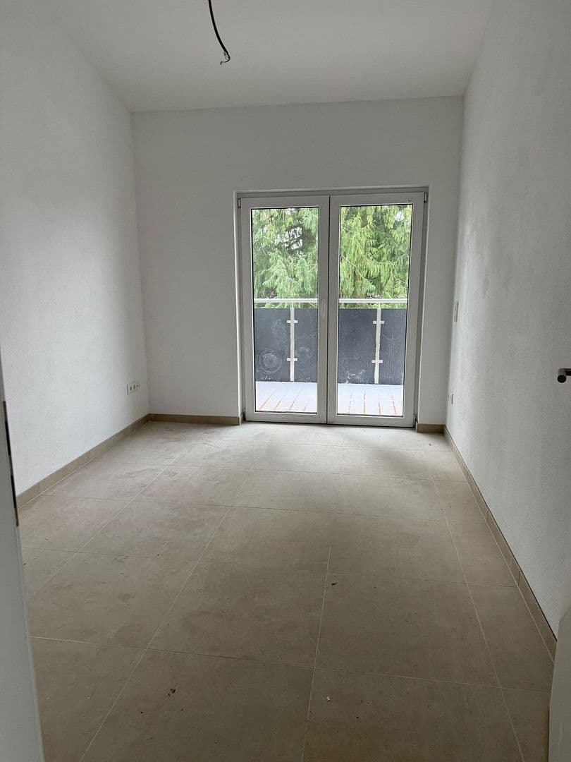 Predaj domu 166 m², pozemek 280 m², Graf-Stauffenberg-Ring 83, Bad Homburg vor der Höhe, Hesensko Predaj domu 166 m², pozemek 280 m², Graf-Stauffenberg-Ring 83, Bad Homburg vor der Höhe, Hesensko