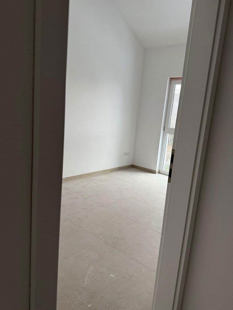 Predaj domu 166 m², pozemek 280 m², Graf-Stauffenberg-Ring 83, Bad Homburg vor der Höhe, Hesensko Predaj domu 166 m², pozemek 280 m², Graf-Stauffenberg-Ring 83, Bad Homburg vor der Höhe, Hesensko