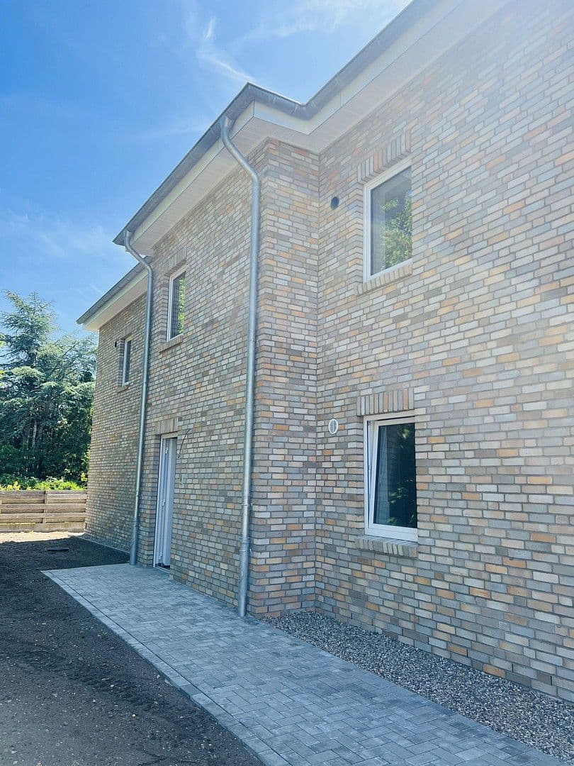 Prenájom bytu 2-izbový 74 m², Hauptstr. 27, Groß Rheide, Šlezvicko-Holštajnsko Prenájom bytu 2-izbový 74 m², Hauptstr. 27, Groß Rheide, Šlezvicko-Holštajnsko