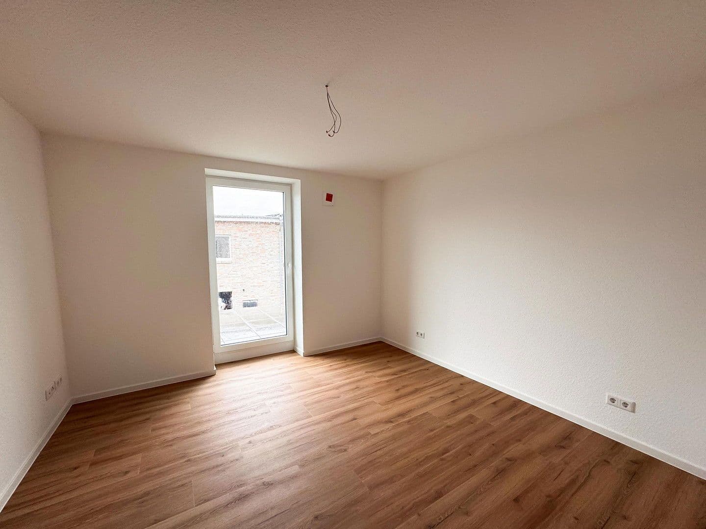 Prenájom bytu 2-izbový 74 m², Hauptstr. 27, Groß Rheide, Šlezvicko-Holštajnsko Prenájom bytu 2-izbový 74 m², Hauptstr. 27, Groß Rheide, Šlezvicko-Holštajnsko