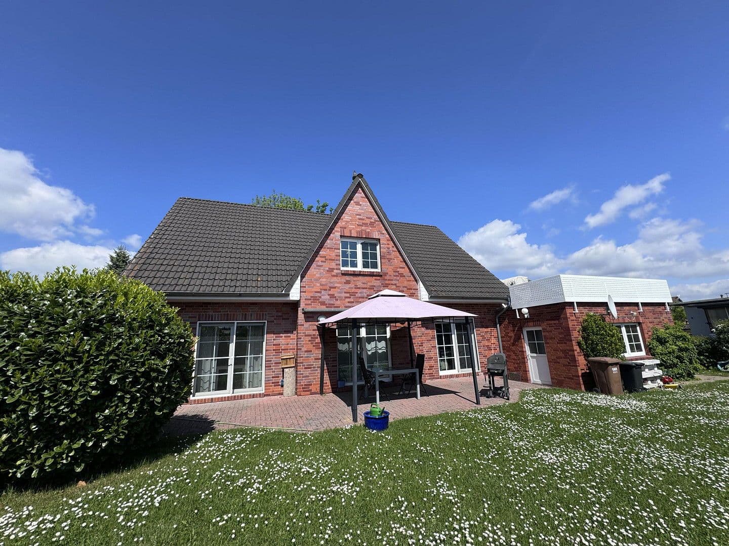 Prenájom bytu 2-izbový 85 m², Seehof, Meklenbursko-Predpomoransko Prenájom bytu 2-izbový 85 m², Seehof, Meklenbursko-Predpomoransko