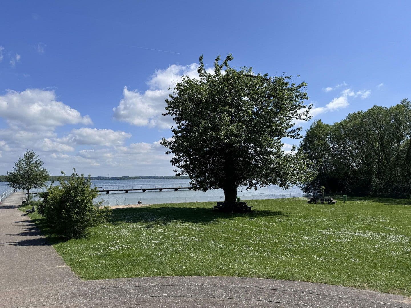 Prenájom bytu 2-izbový 85 m², Seehof, Meklenbursko-Predpomoransko Prenájom bytu 2-izbový 85 m², Seehof, Meklenbursko-Predpomoransko