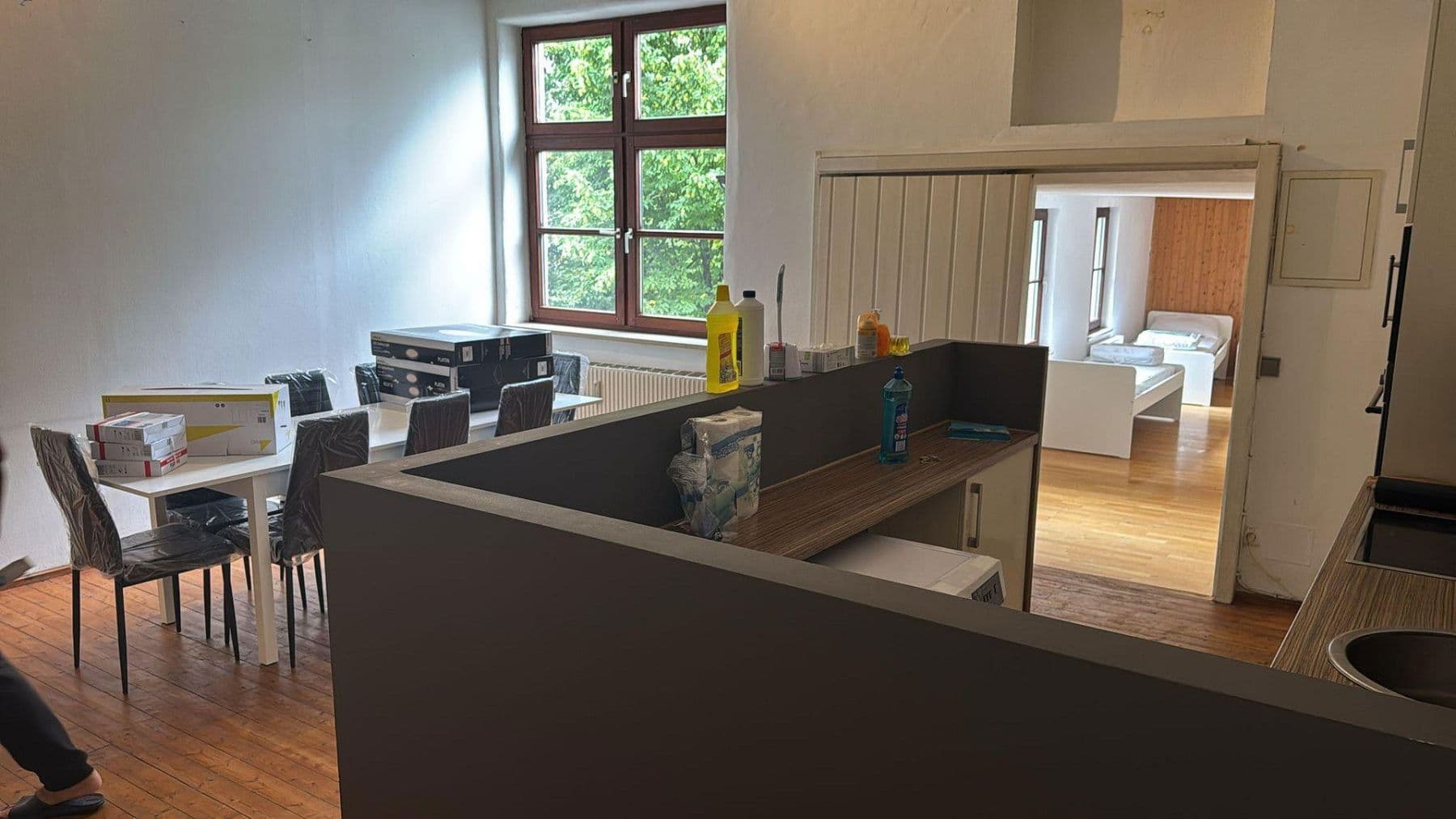 Prenájom bytu 3-izbový 95 m², Moosach München, Bavorsko Prenájom bytu 3-izbový 95 m², Moosach München, Bavorsko