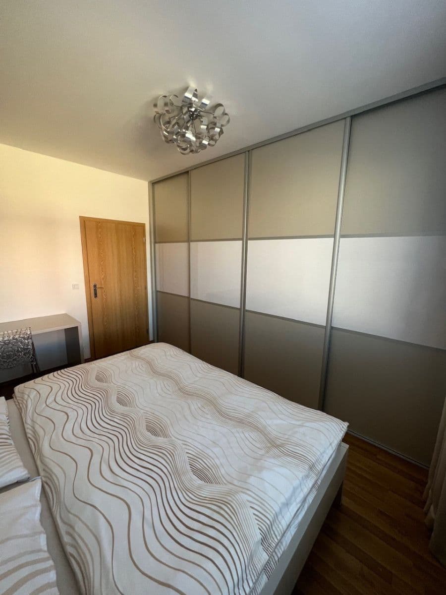 Prenájom bytu 2-izbový 68 m², Podlesí II, Zlín, Zlínský kraj Prenájom bytu 2-izbový 68 m², Podlesí II, Zlín, Zlínský kraj