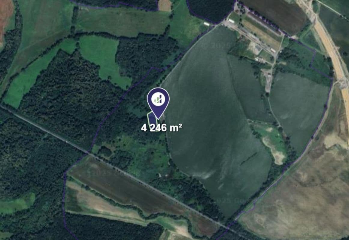 Predaj pozemku 4.246 m², Choryně, Zlínský kraj Predaj pozemku 4.246 m², Choryně, Zlínský kraj