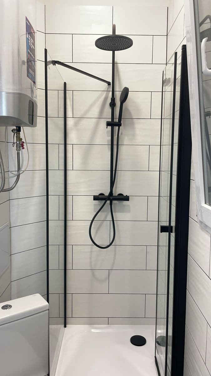 Prenájom bytu 2-izbový 46 m², Jaromírova, Praha, Praha Prenájom bytu 2-izbový 46 m², Jaromírova, Praha, Praha