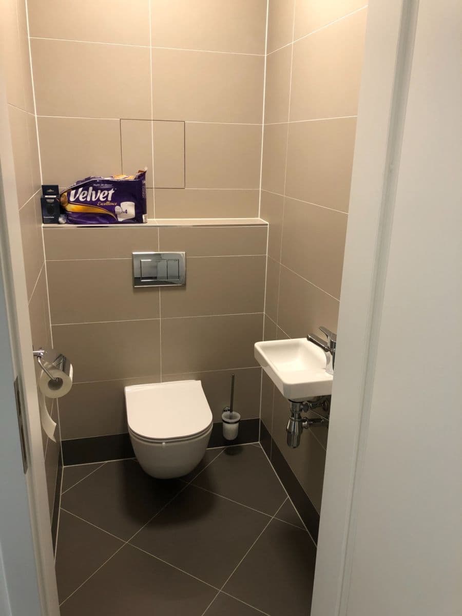 Prenájom bytu 3-izbový 78 m², Toufarova, Praha, Praha Prenájom bytu 3-izbový 78 m², Toufarova, Praha, Praha