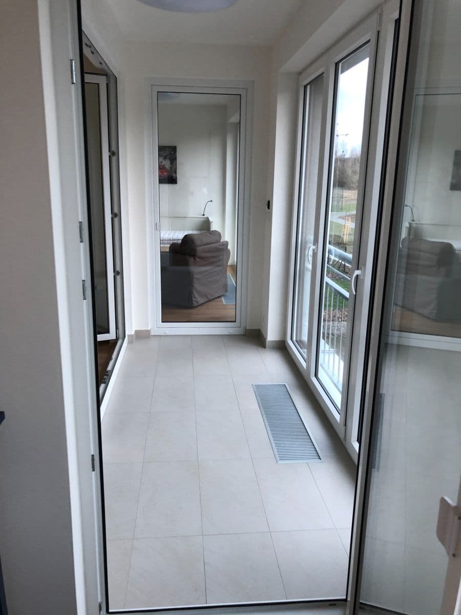 Prenájom bytu 3-izbový 78 m², Toufarova, Praha, Praha Prenájom bytu 3-izbový 78 m², Toufarova, Praha, Praha