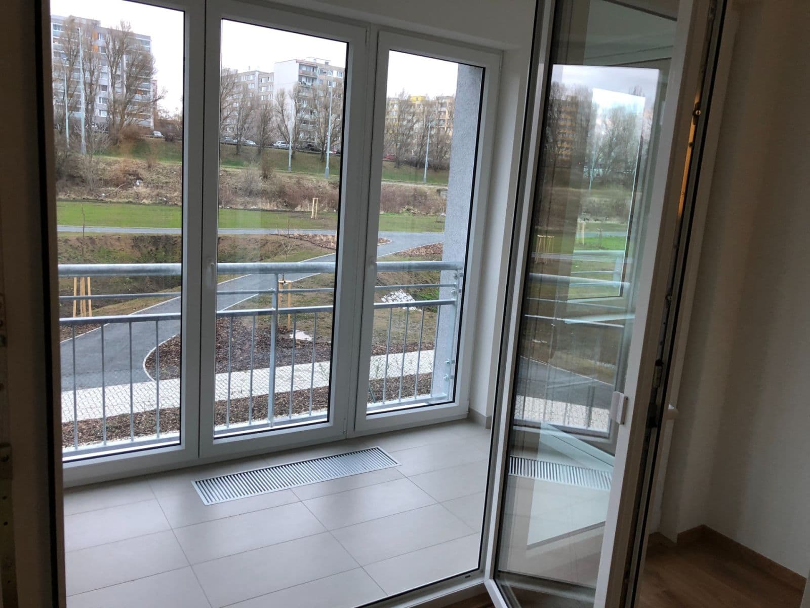 Prenájom bytu 3-izbový 78 m², Toufarova, Praha, Praha Prenájom bytu 3-izbový 78 m², Toufarova, Praha, Praha