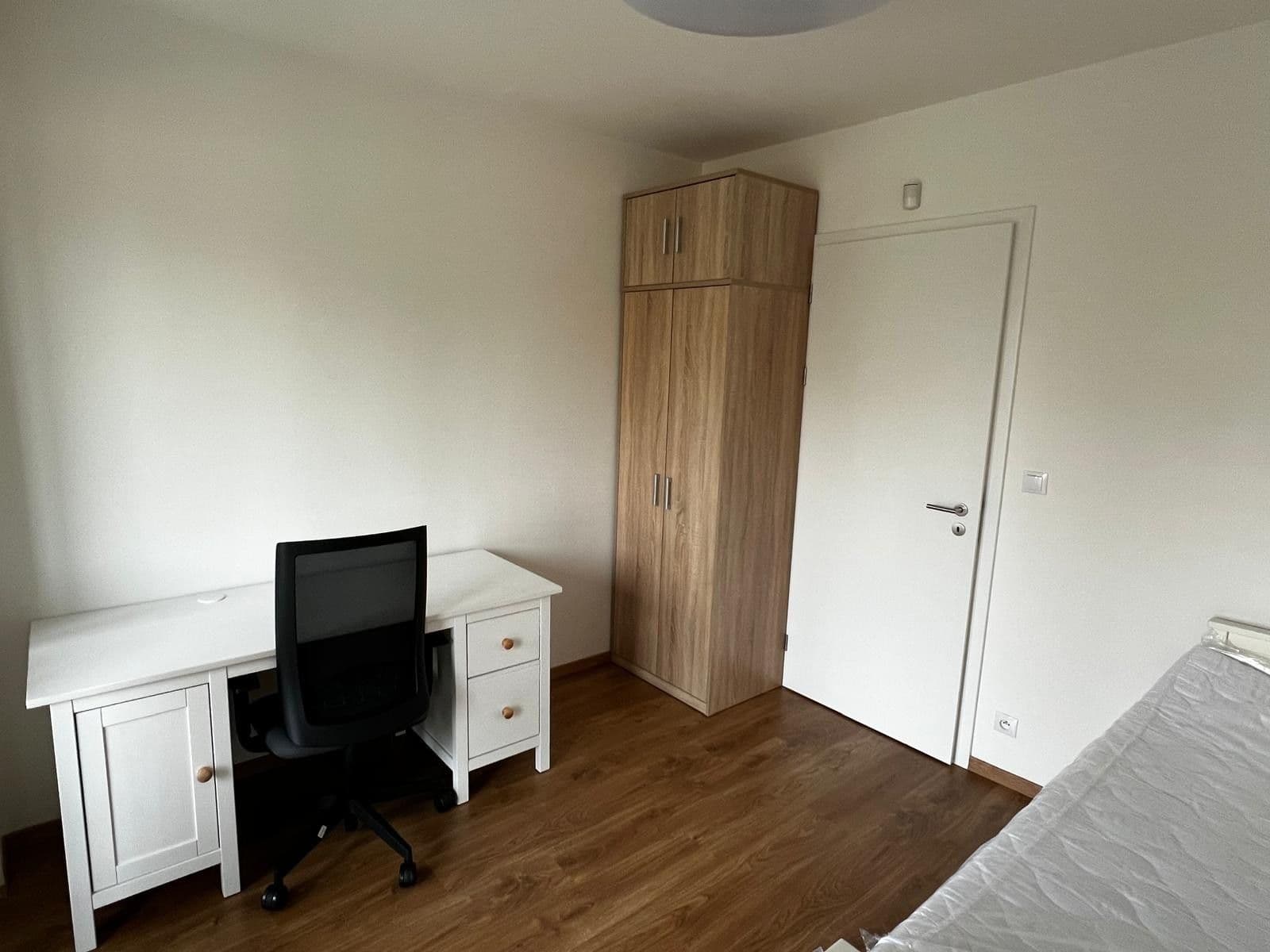 Prenájom bytu 3-izbový 78 m², Toufarova, Praha, Praha Prenájom bytu 3-izbový 78 m², Toufarova, Praha, Praha