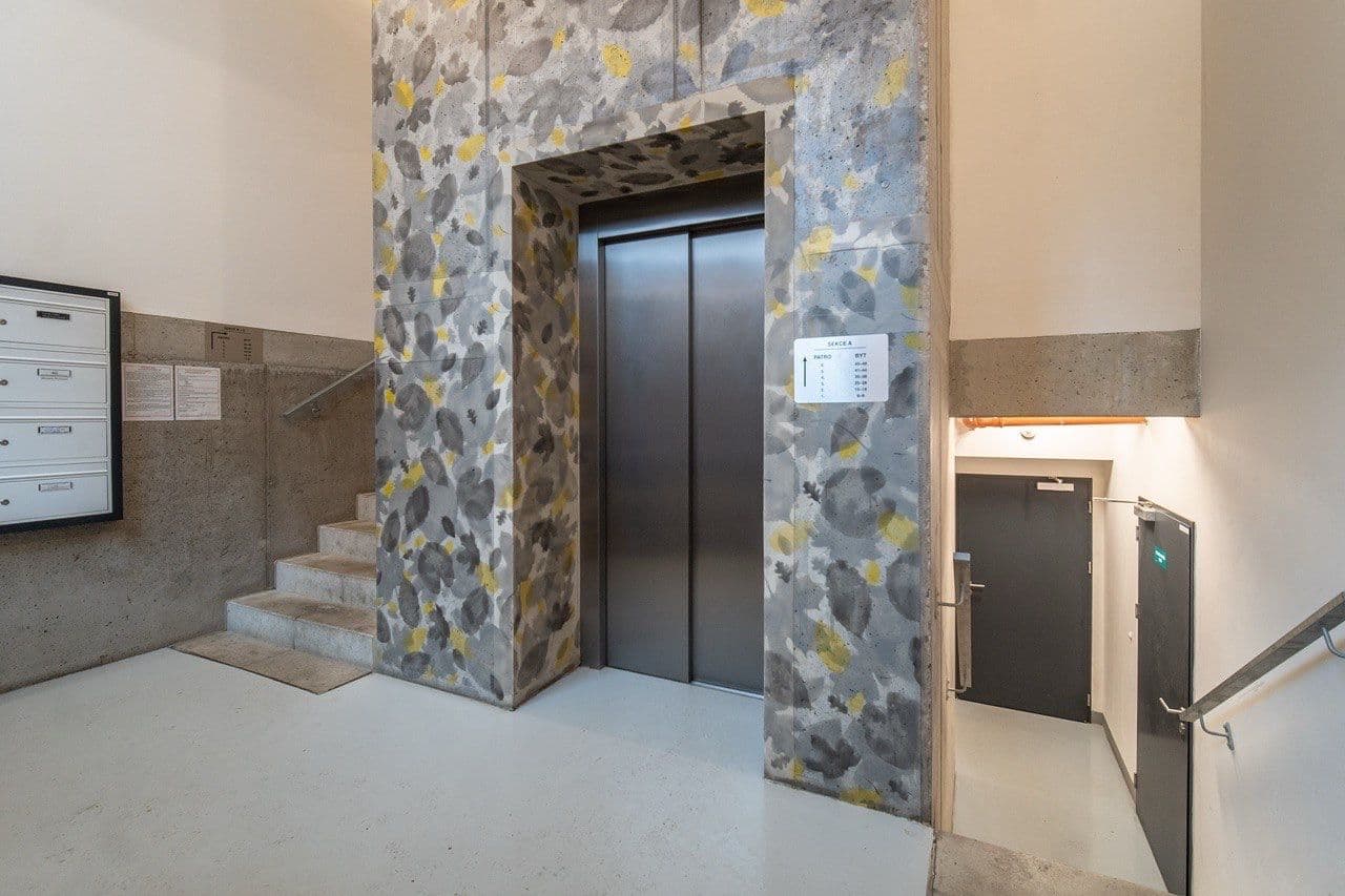 Prenájom bytu 3-izbový 70 m², Primátorská, Praha, Praha Prenájom bytu 3-izbový 70 m², Primátorská, Praha, Praha