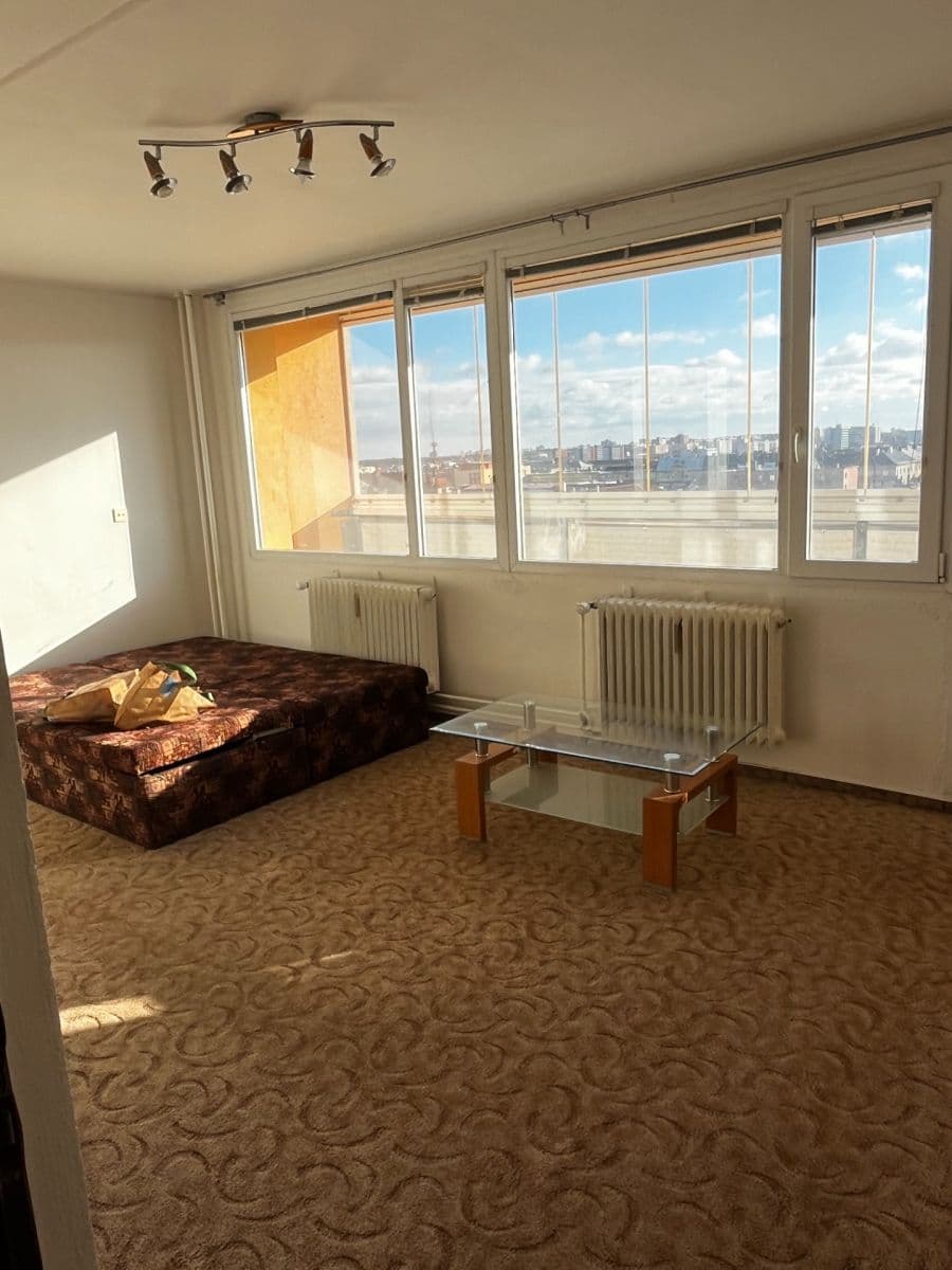 Prenájom bytu 2-izbový 51 m², Čs. armády, Kladno, Středočeský kraj Prenájom bytu 2-izbový 51 m², Čs. armády, Kladno, Středočeský kraj