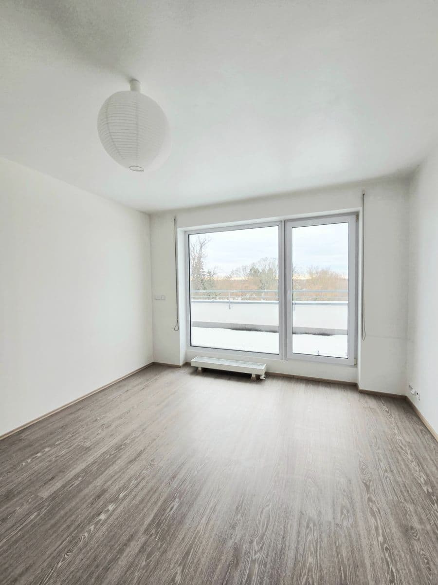 Prenájom bytu 2-izbový 42 m², Za Luhem, Praha, Praha Prenájom bytu 2-izbový 42 m², Za Luhem, Praha, Praha