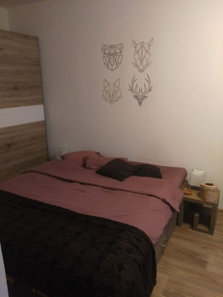 Prenájom bytu 2-izbový 38 m², Zdiměřická, Praha, Praha Prenájom bytu 2-izbový 38 m², Zdiměřická, Praha, Praha