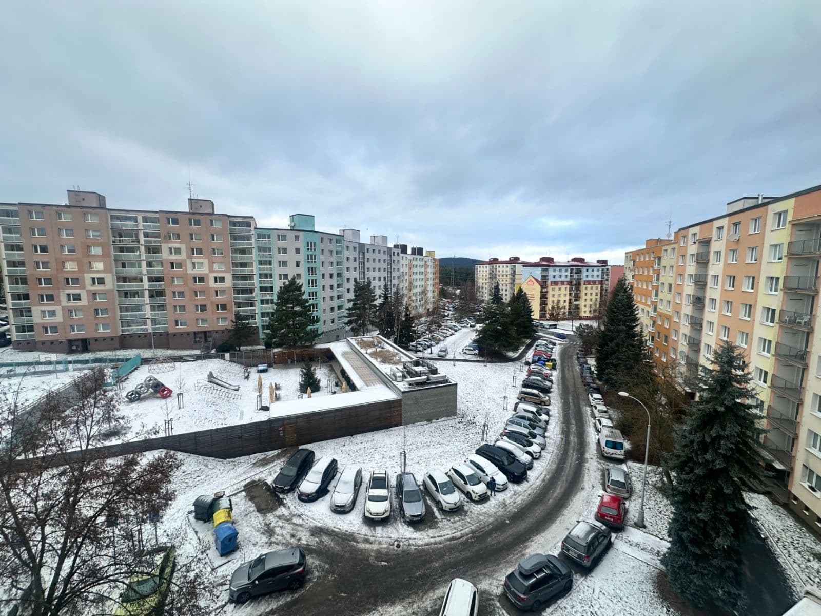 Prenájom bytu 4-izbový 103 m², Manětínská, Plzeň, Plzeňský kraj Prenájom bytu 4-izbový 103 m², Manětínská, Plzeň, Plzeňský kraj