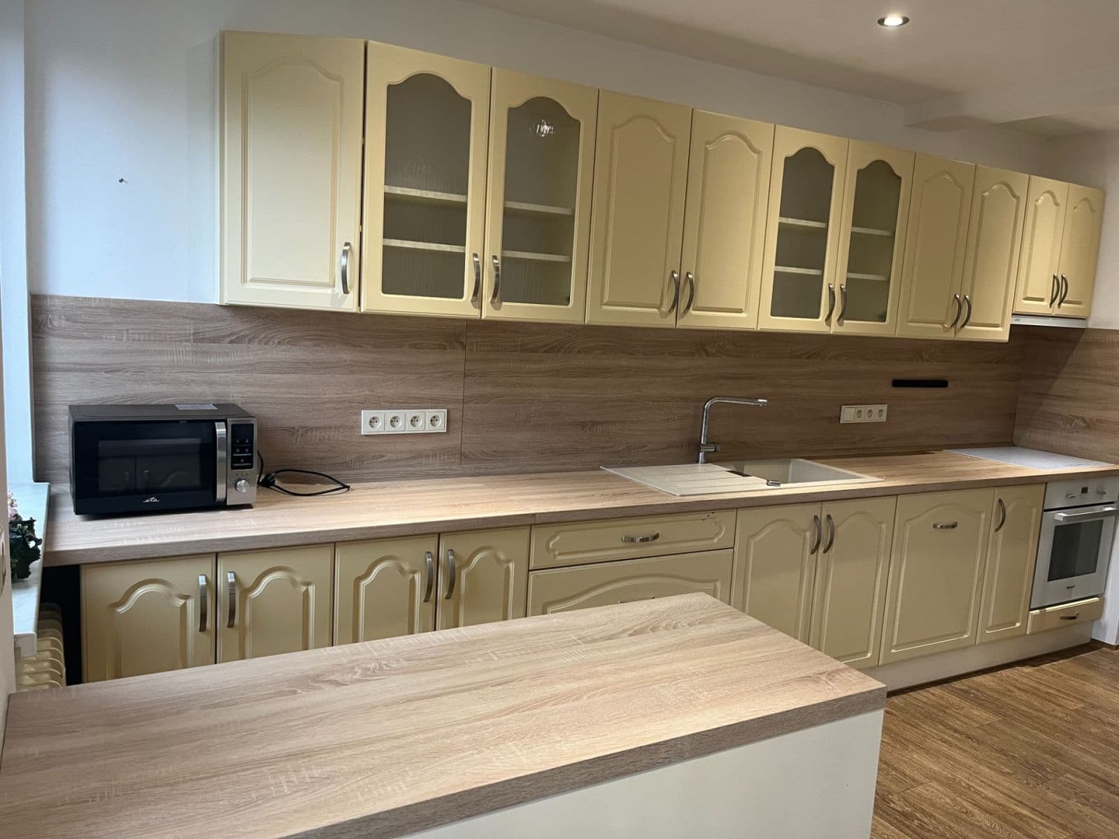 Prenájom bytu 2-izbový 54 m², Na Poustkách, Praha, Praha Prenájom bytu 2-izbový 54 m², Na Poustkách, Praha, Praha