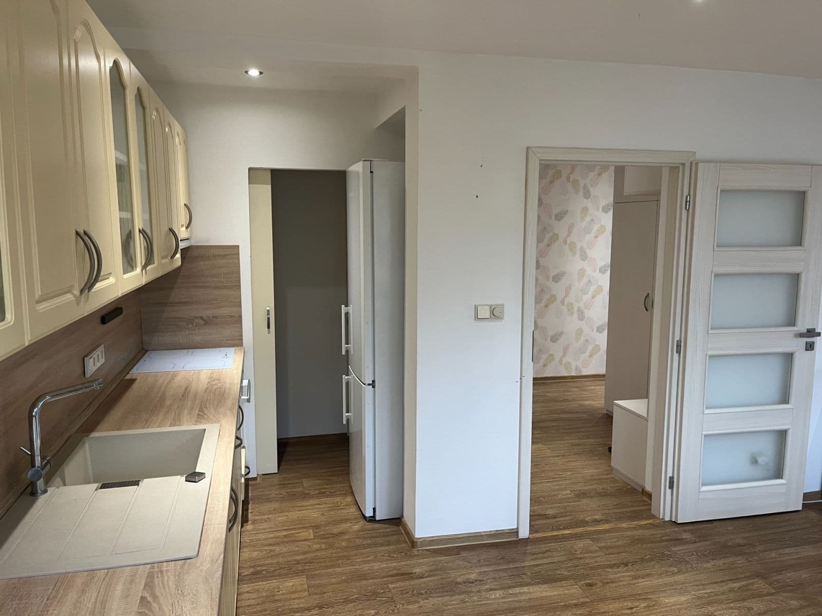 Prenájom bytu 2-izbový 54 m², Na Poustkách, Praha, Praha Prenájom bytu 2-izbový 54 m², Na Poustkách, Praha, Praha