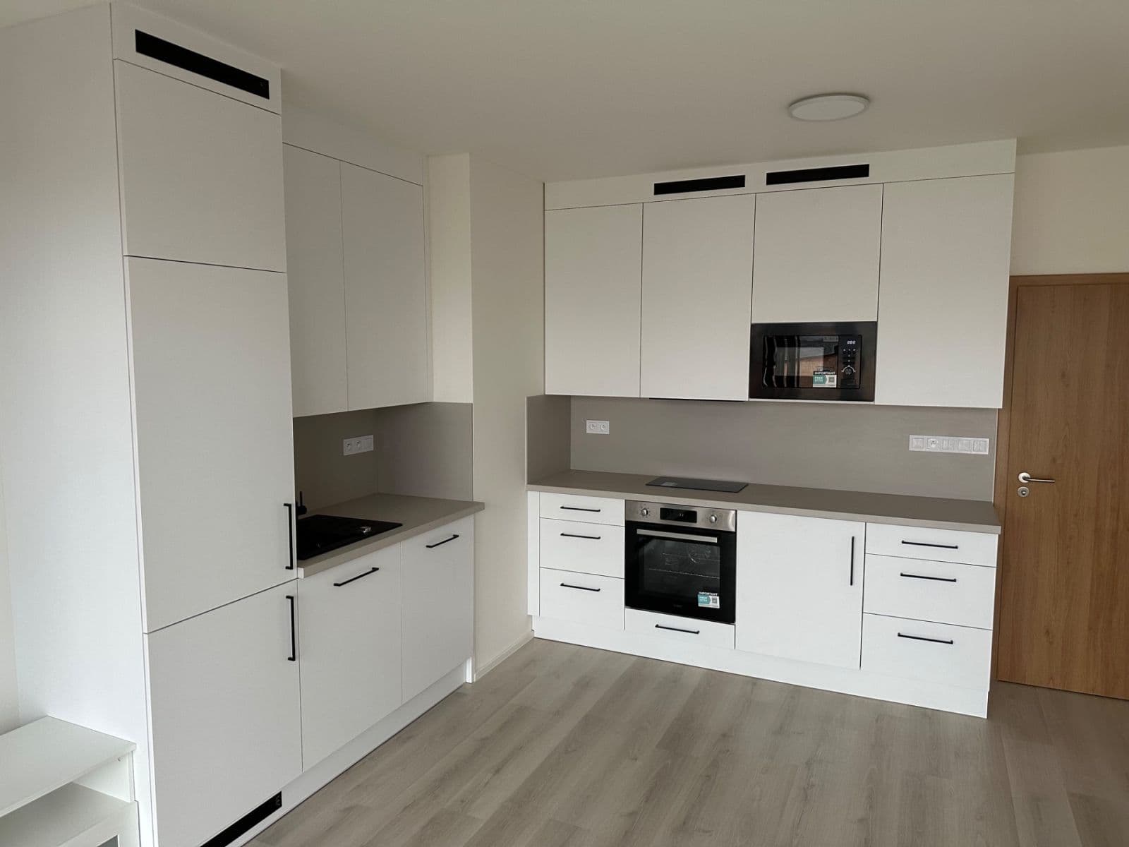 Prenájom bytu 1-izbový 30 m², Dornych, Brno, Jihomoravský kraj Prenájom bytu 1-izbový 30 m², Dornych, Brno, Jihomoravský kraj