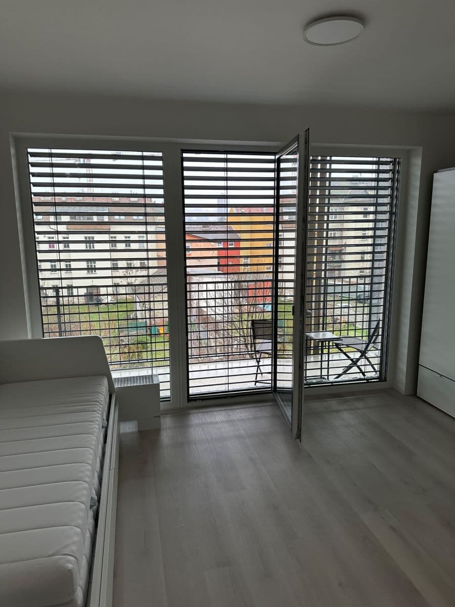 Prenájom bytu 1-izbový 30 m², Dornych, Brno, Jihomoravský kraj Prenájom bytu 1-izbový 30 m², Dornych, Brno, Jihomoravský kraj