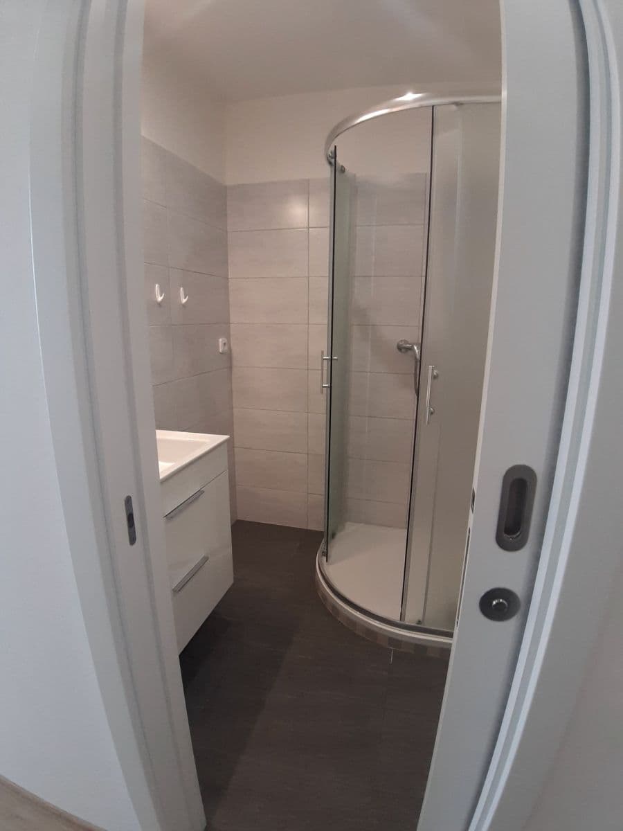 Prenájom bytu 2-izbový 45 m², Palackého, Český Brod, Středočeský kraj Prenájom bytu 2-izbový 45 m², Palackého, Český Brod, Středočeský kraj