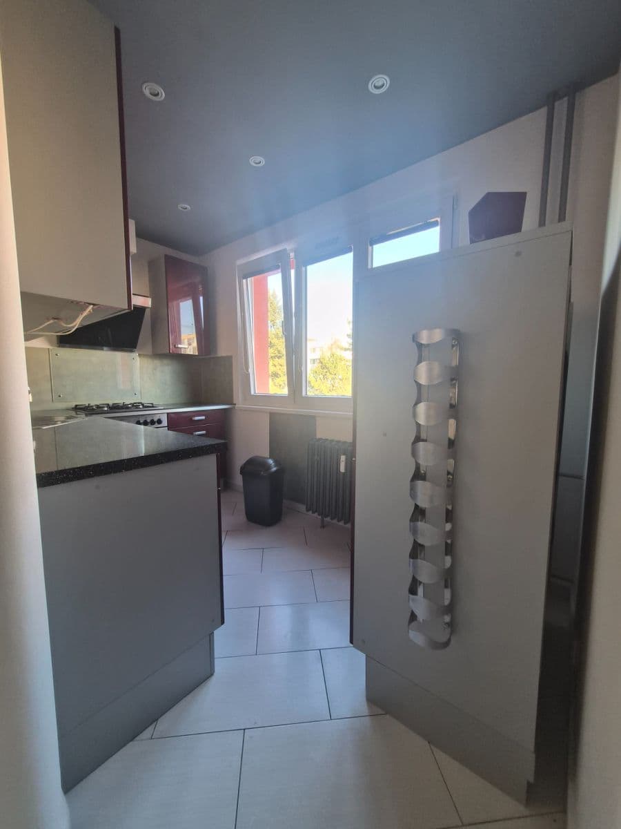 Prenájom bytu 2-izbový 50 m², Švermova, Beroun, Středočeský kraj Prenájom bytu 2-izbový 50 m², Švermova, Beroun, Středočeský kraj